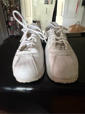 Nike Cortez 3.5 Y NWOT. No box. Perfect condition boys or girls